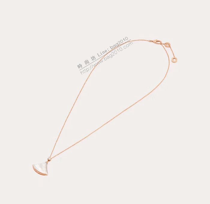 Bvlgari飾品 寶格麗Diva系列扇形單鑽裙子項鏈 白貝母寶格麗原版尾鏈原版龍蝦扣  zgbq3032